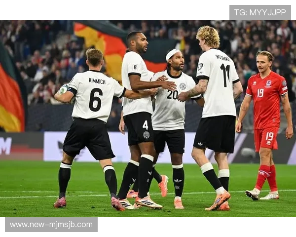 足球世界杯图片精选足球场内外的热血场景与球迷狂欢瞬间 足球世界杯图片精选足球场内外的热血场景与球迷狂欢瞬间